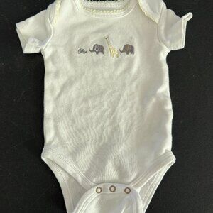Luxe Threads Baby Size 0-3 Months 100% Cotton Short Sleeve White Onesie (155)
